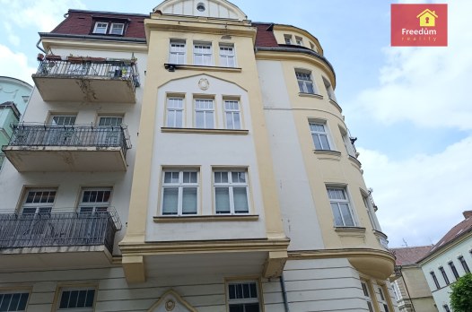1847_8624034640.jpg
